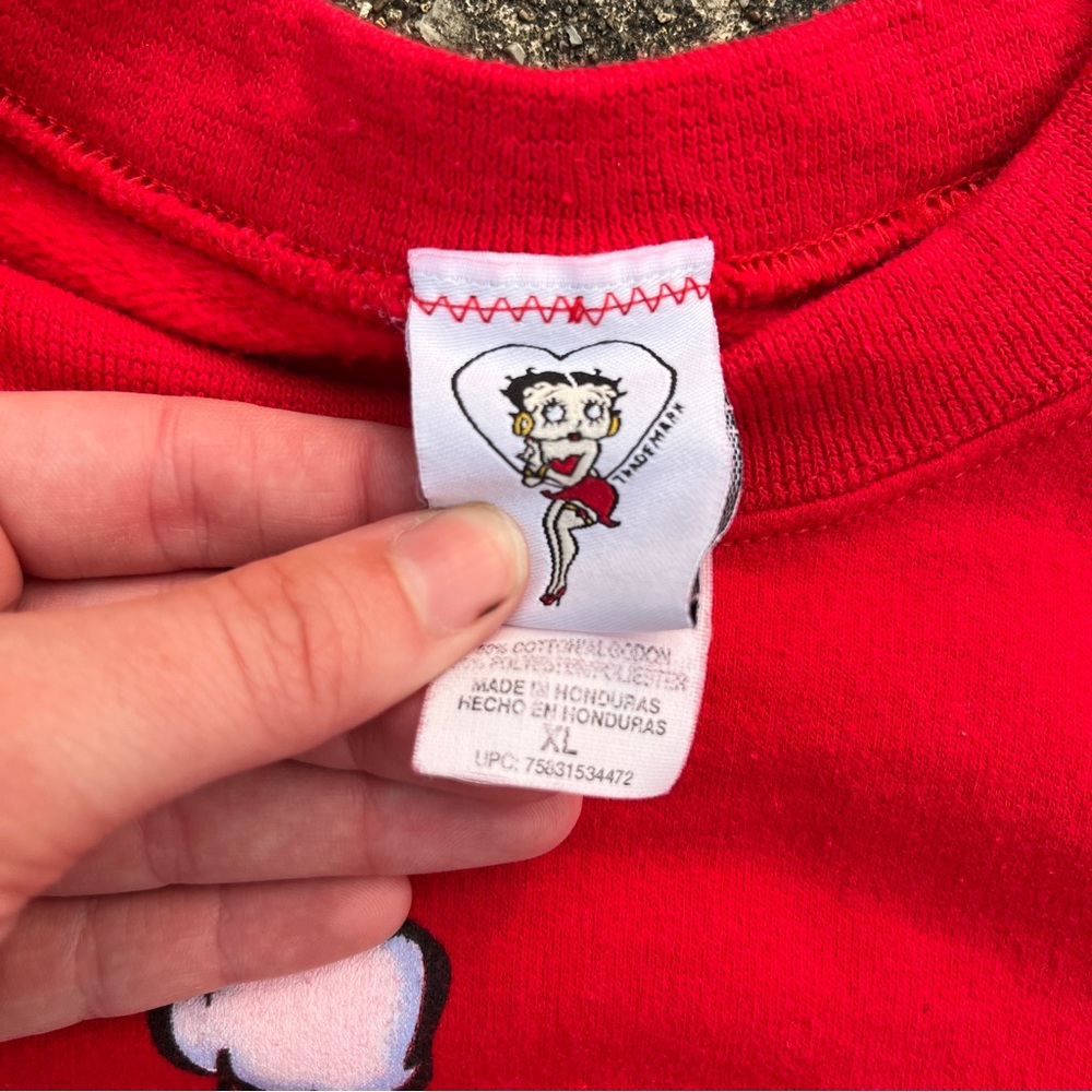 Vintage 1990s a red Christmas Holiday Betty Boop Crewneck Sweatshirt Size XL - Picture 3 of 4